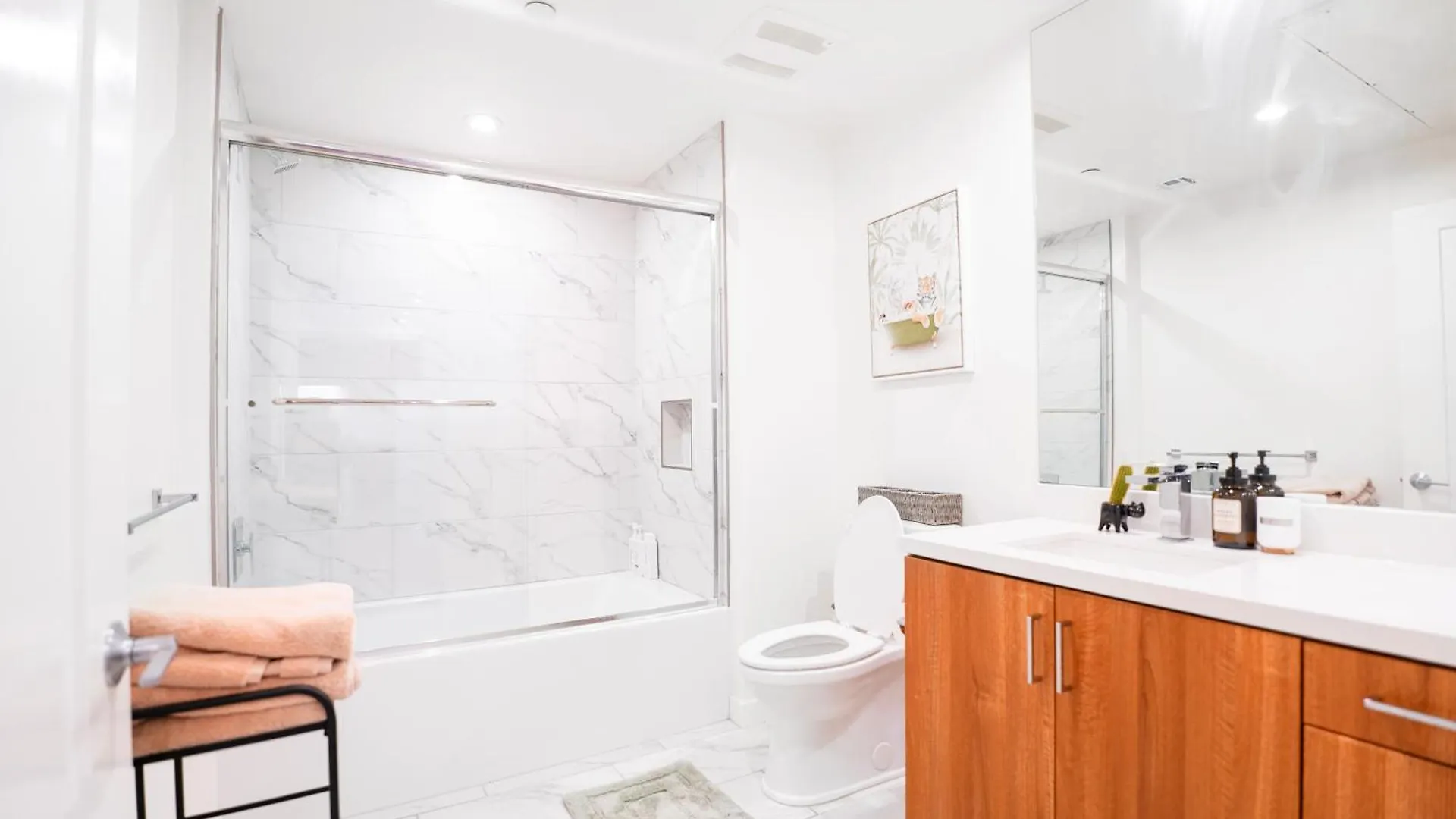 Heart Of North Hollywood 2 Bed Apt Free Parking, Hot Tub, Pool, Gym 洛杉矶 美国