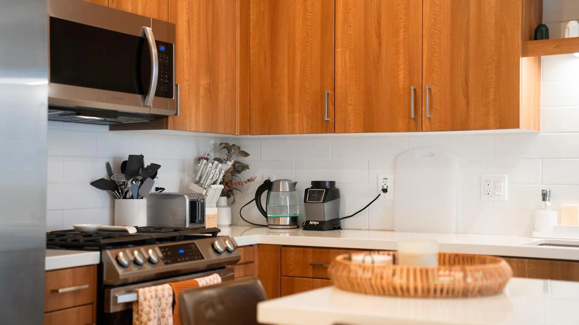 Apartment Heart Of North Hollywood 2 Bed Apt Free Parking, Hot Tub, Pool, Gym Los Angeles United States