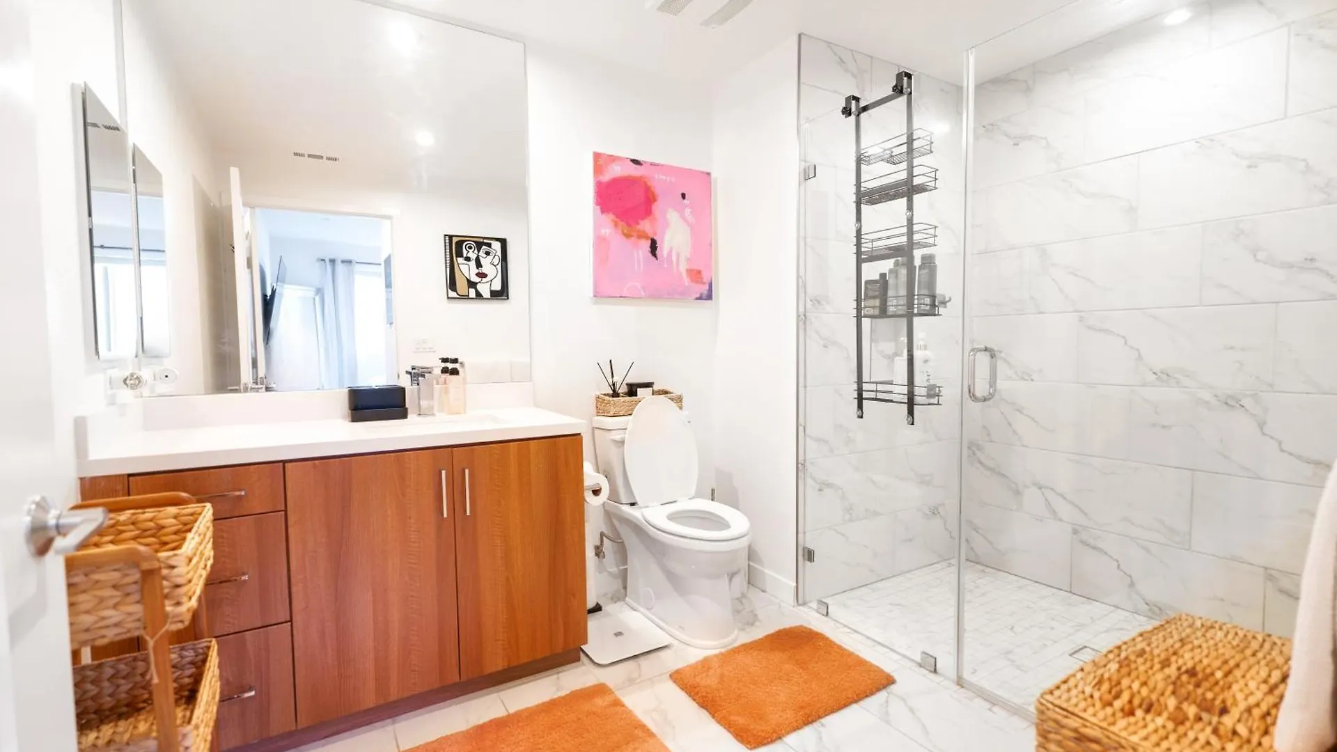 Heart Of North Hollywood 2 Bed Apt Free Parking, Hot Tub, Pool, Gym Los Angeles 0*,  United States